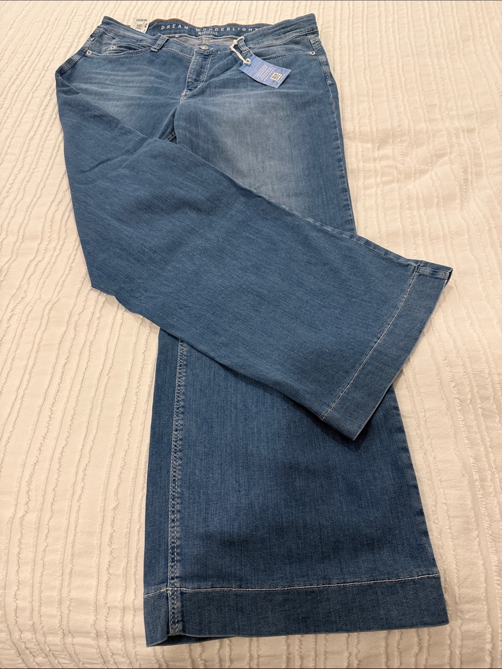 MAC JEANS NWT SIZE 12 WIDE LEG